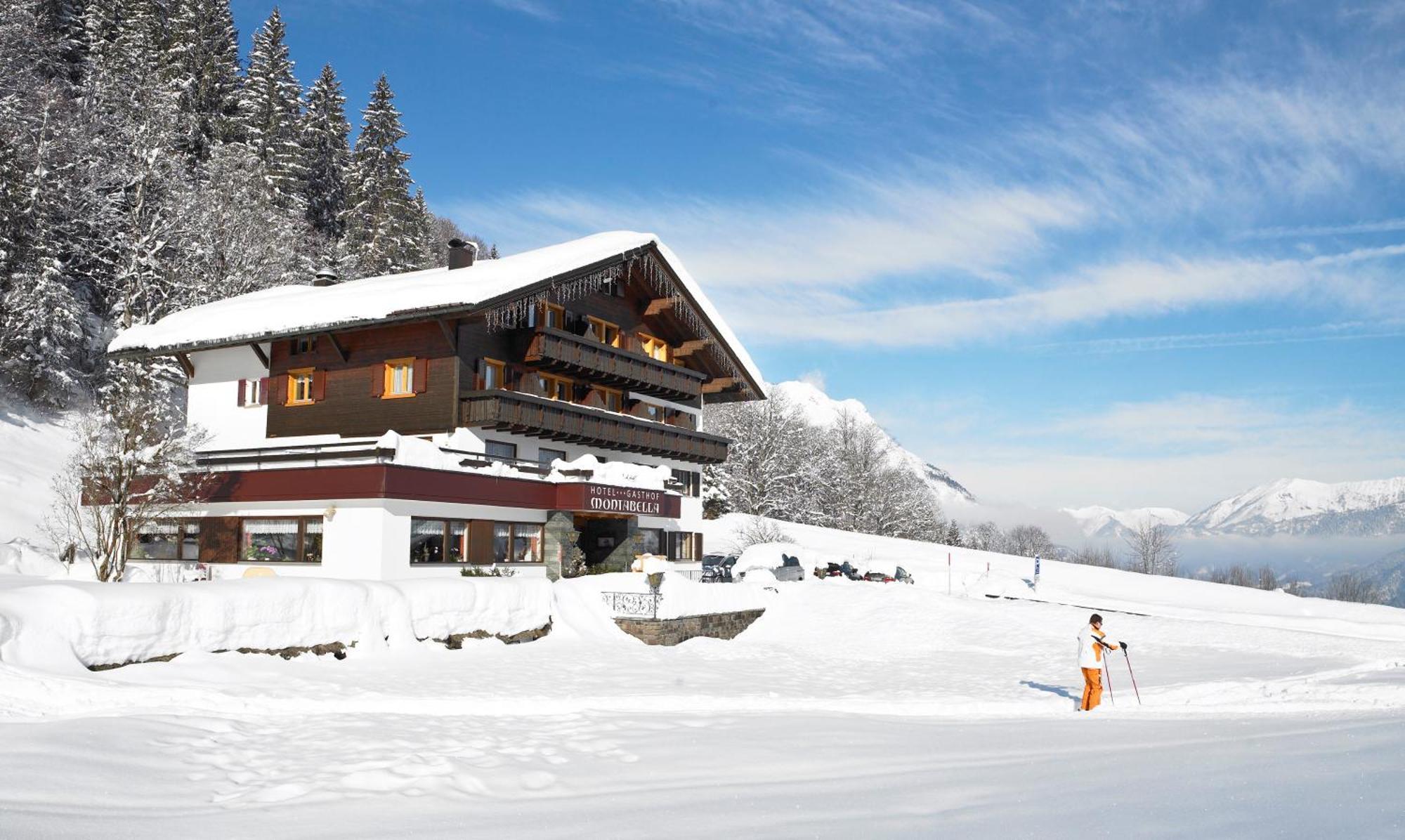 Hotel Montabella Schruns Exteriör bild